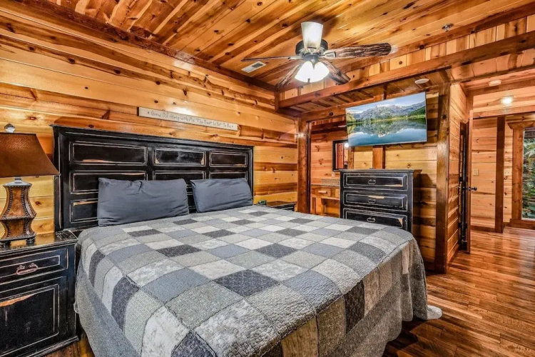 The Only Tenisee 4 Bedroom Cabin