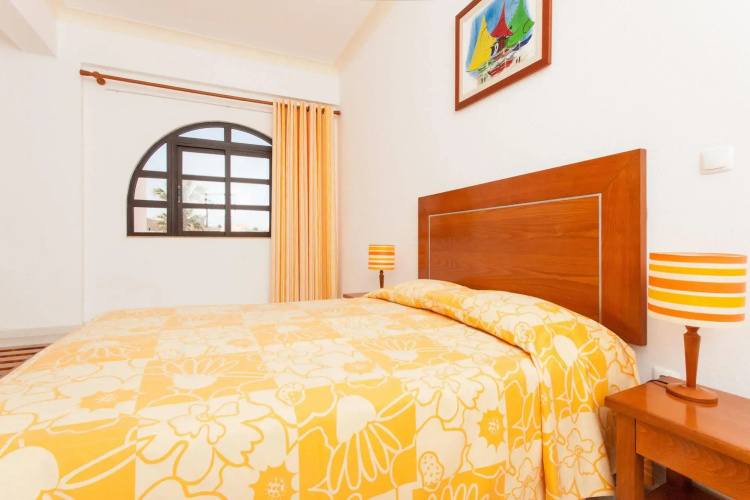 Don Tenorio Aparthotel