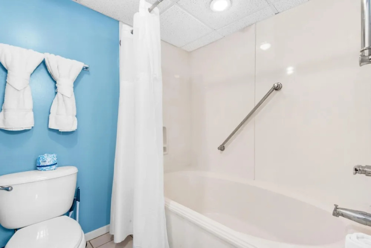 Long Beach Resort 3-404