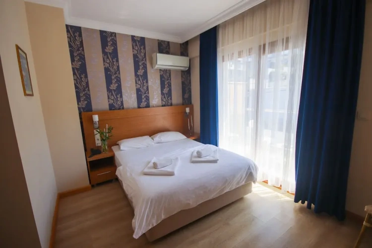 Standard Double room with pool view