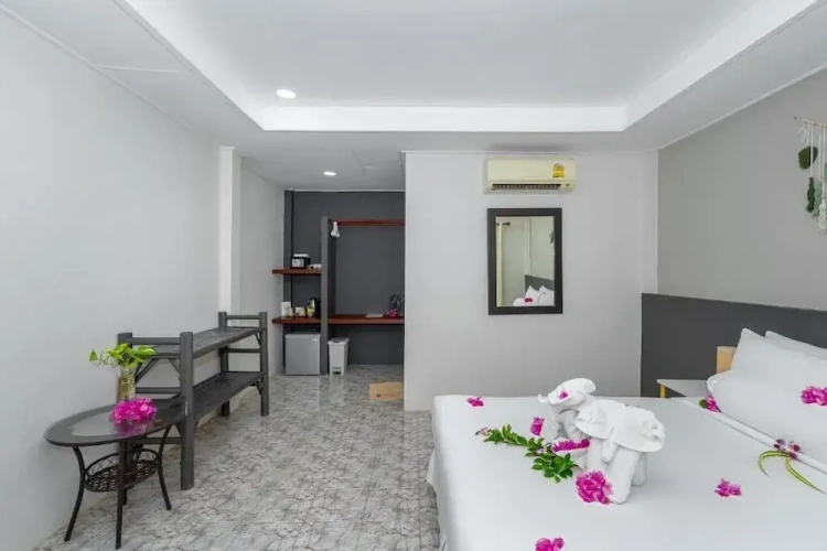 Deluxe Double room with garden view