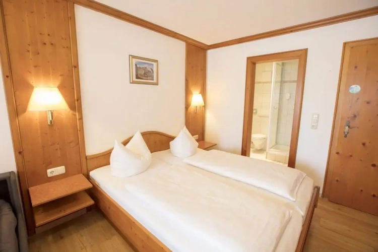 Standard Double room with balcony