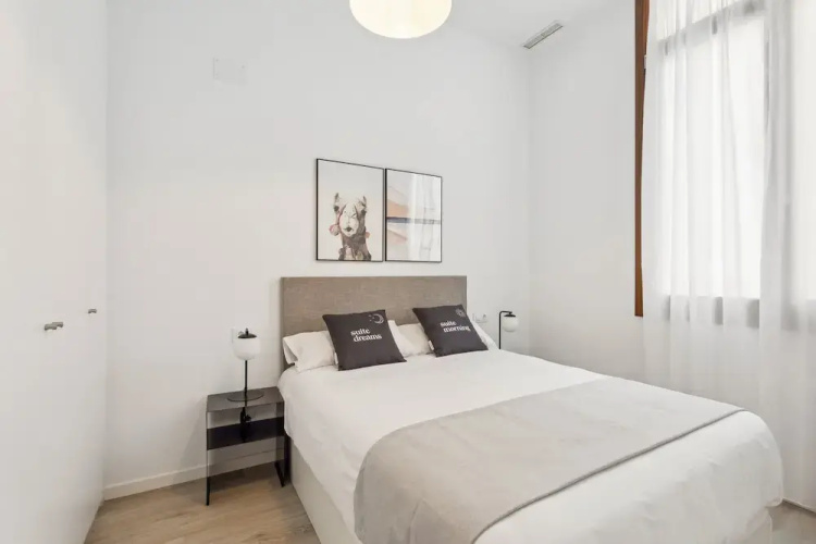 Limehome Valencia Calle de Cadiz
