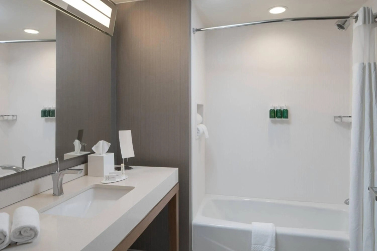 Courtyard By Marriott Lafayette South