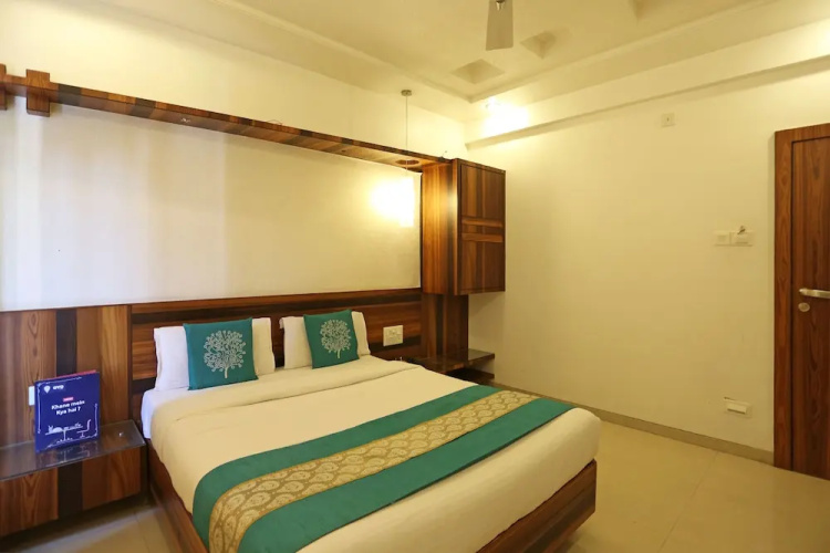 Hotel Satyan Inn