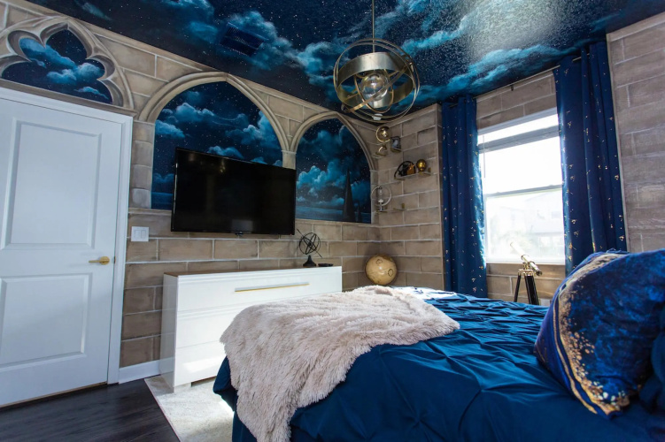 Magical Muggle Mansion Pool Spa Sleeps 23