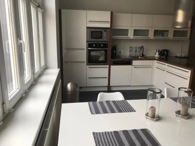 Apartment Zebra