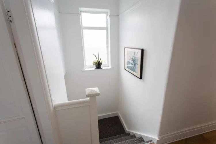 36B Burton Road