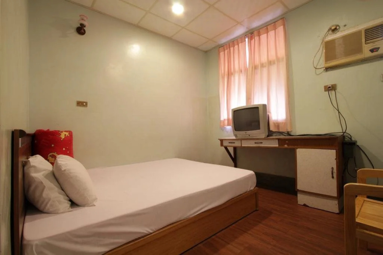 Ron Gong Hotel
