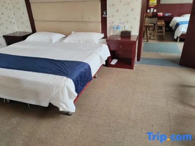 Deluxe Double Suite with sea view
