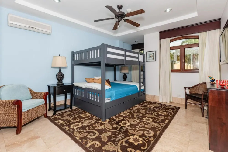 Crystal Sands 104