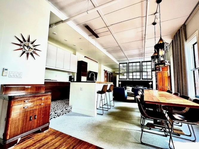 Executive Studio