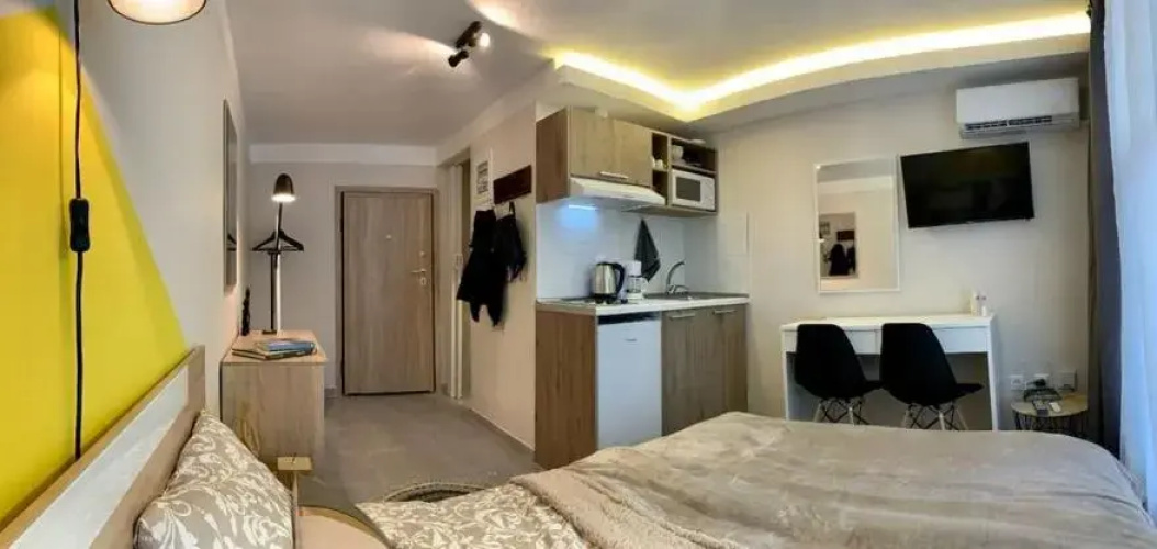 Center Deluxe studio