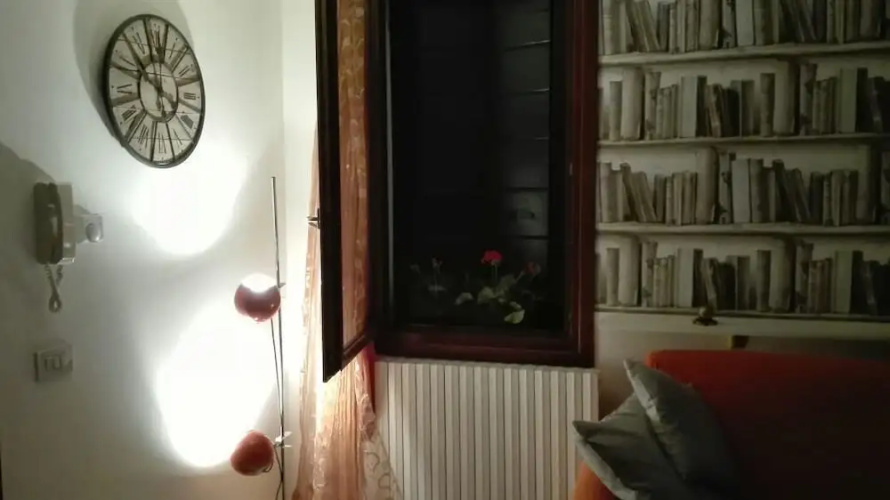 Bacanal Apartment