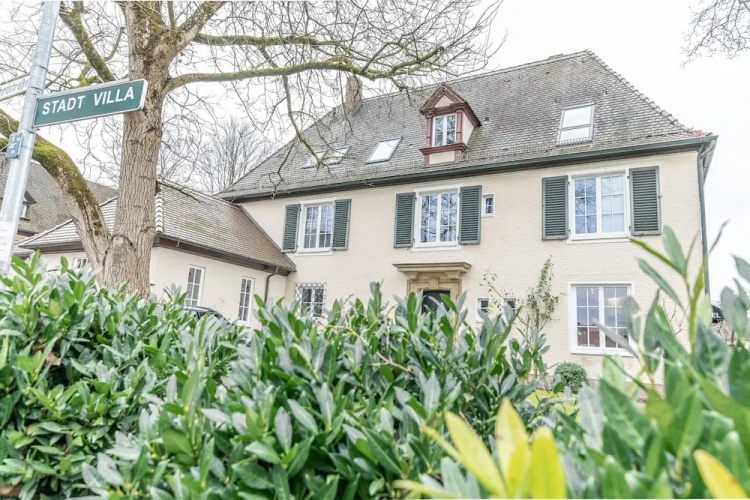 Stadt Villa