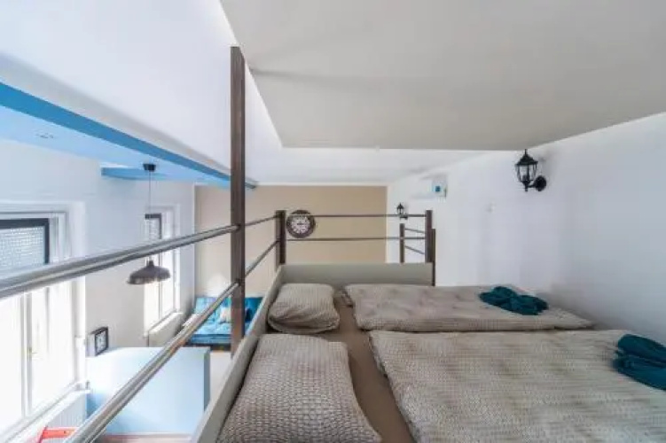 D53 Apartments