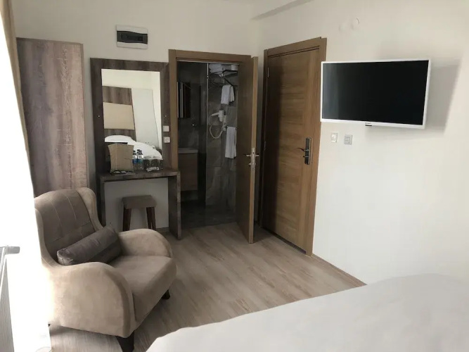 Line Suite Hotel