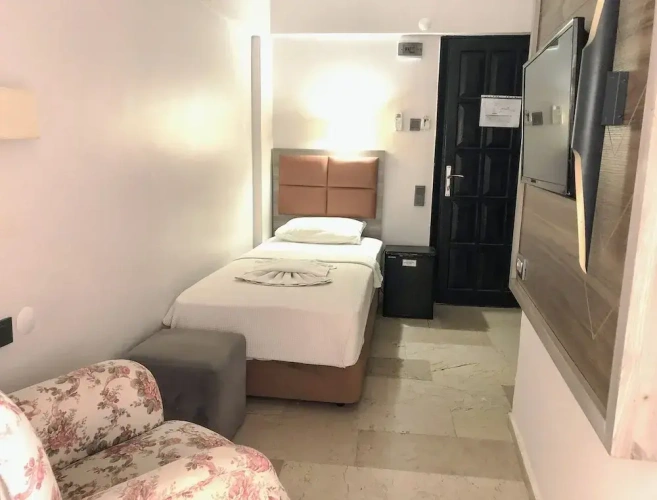 Economy Single room with balcony