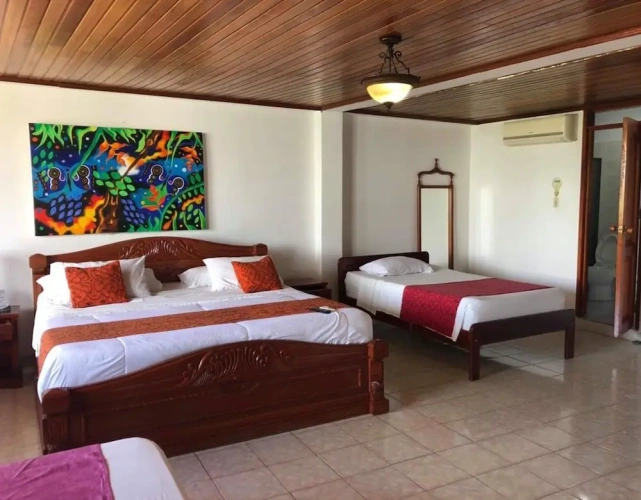 1 Bedroom Comfort Triple room with courtyard view