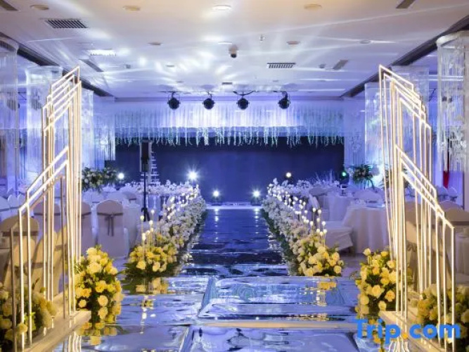 Baishan China Hotel