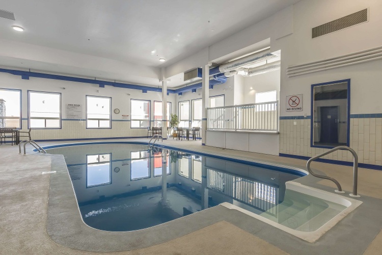 Comfort Inn & Suites photo 18