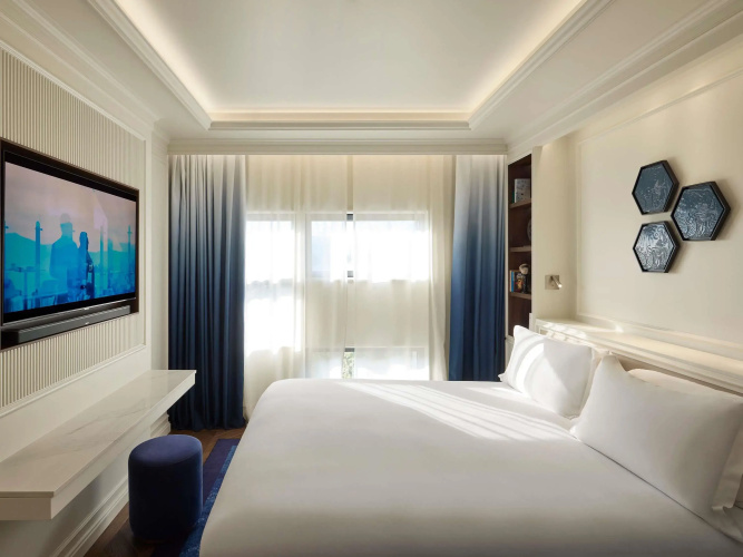 Sofitel Barcelona Skipper