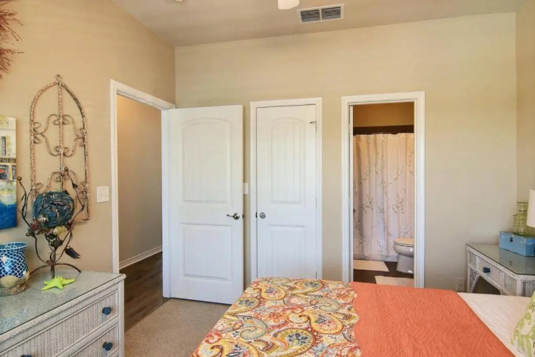 Shell Yeah by Silver Sands Vacation Rentals