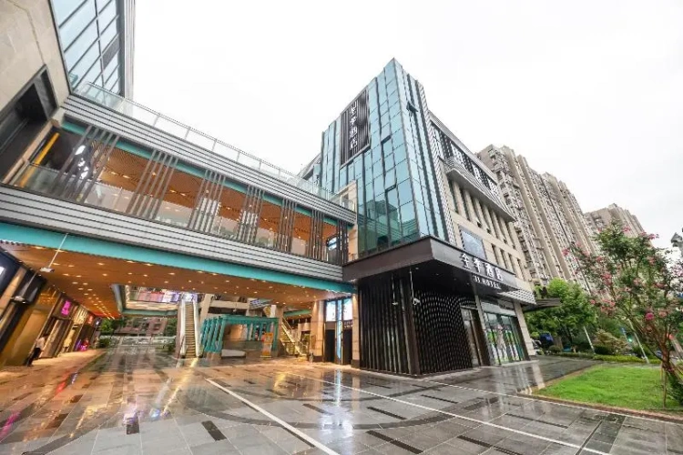 Ji Hotel (Shanghai Orient Yide City)