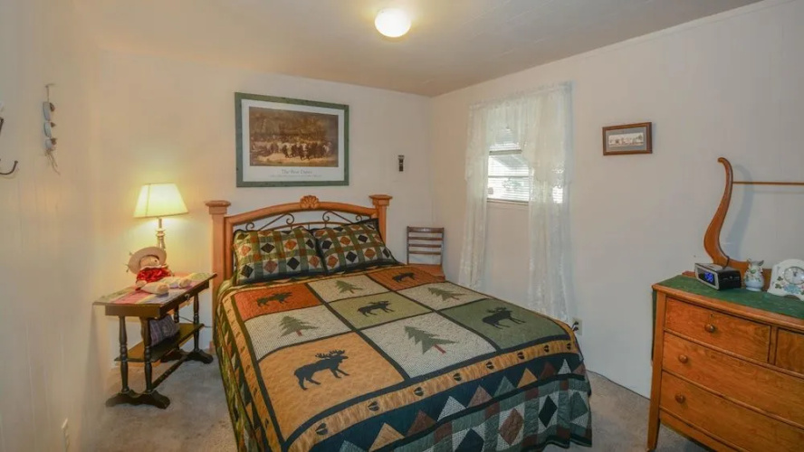 Whispering Pine Vacation Rentals