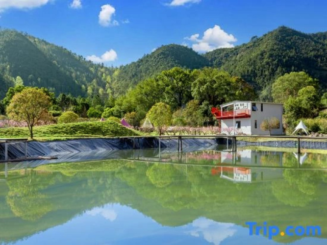 Xianju county qiye camping base