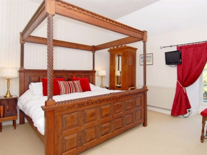 St Benets Abbey B&B