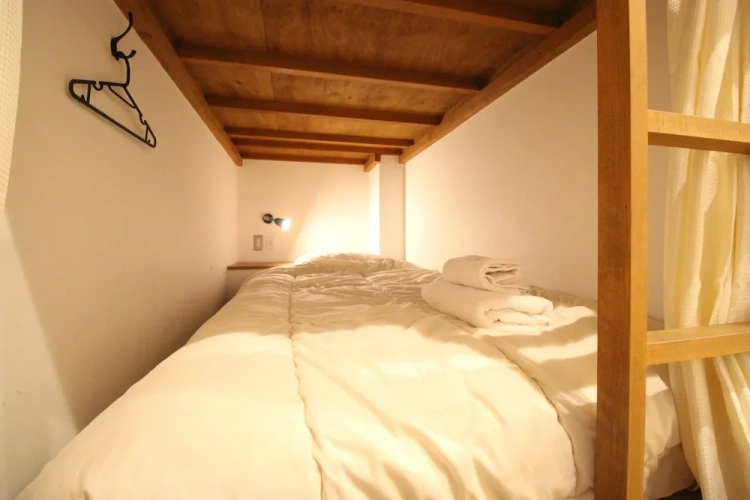 Economy room