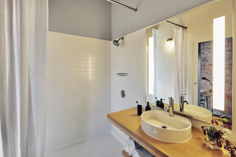 Canvas Hotel Dallas photo 10