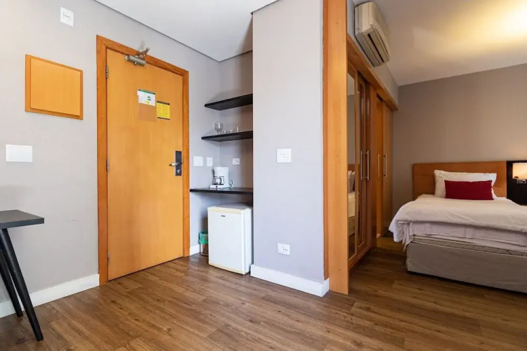 Elegance Suites Stella Vega