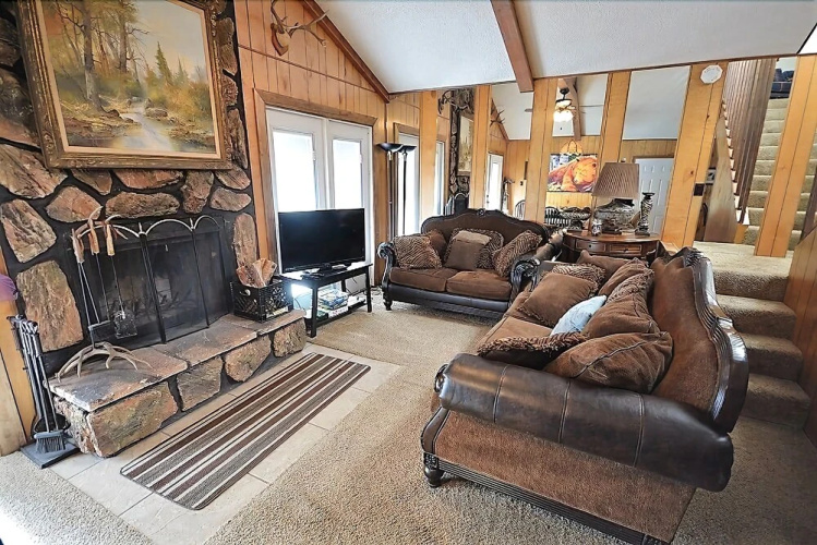 Chalmers - Three Bedroom Cabin