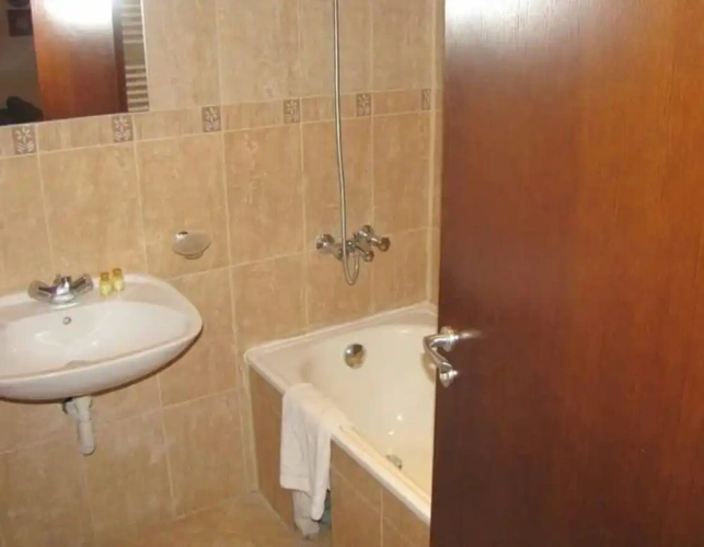 1 Bedroom Apartment with balcony
