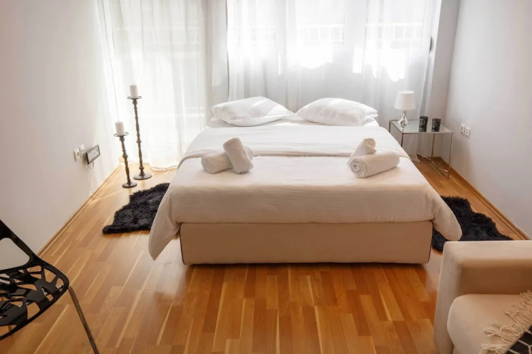 Evel's Home Suites