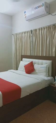 R Hotel - Manapakkam