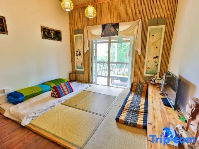 Standard Double room with view