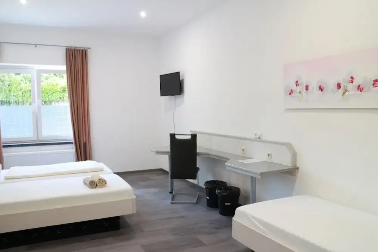 Triple room