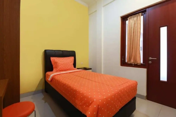 Standard Single room