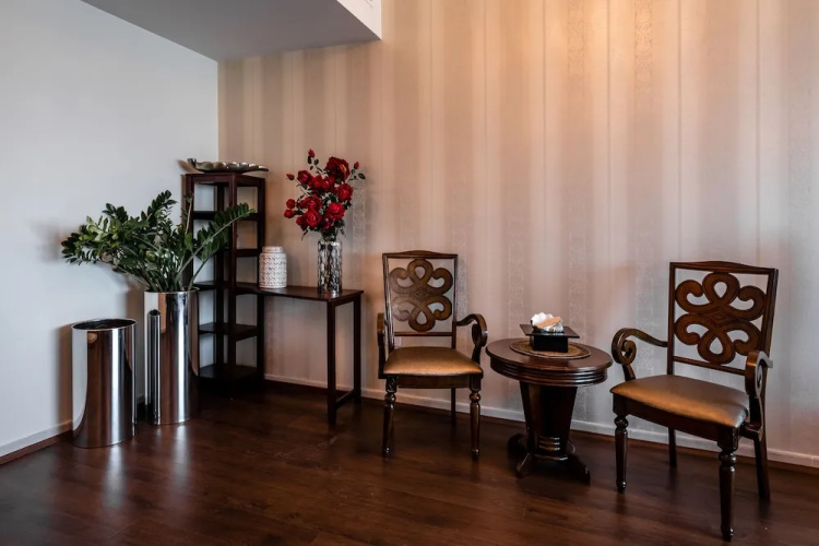 Maison Privee - Executive