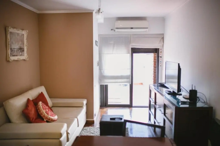 2 Bedrooms Apartment