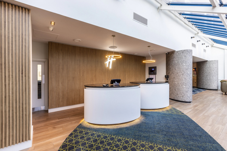 Holiday Inn Sutton photo 22