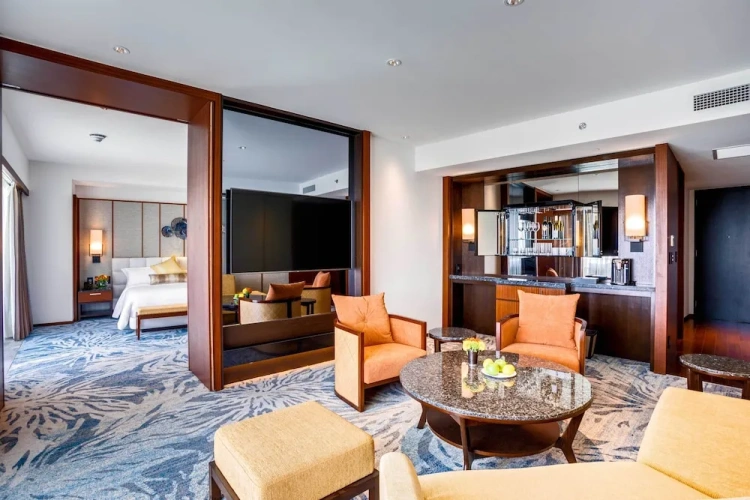 Club Suite