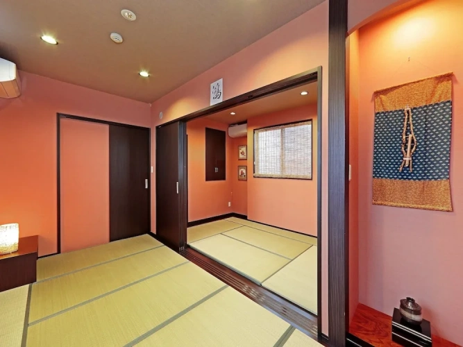 Economy room