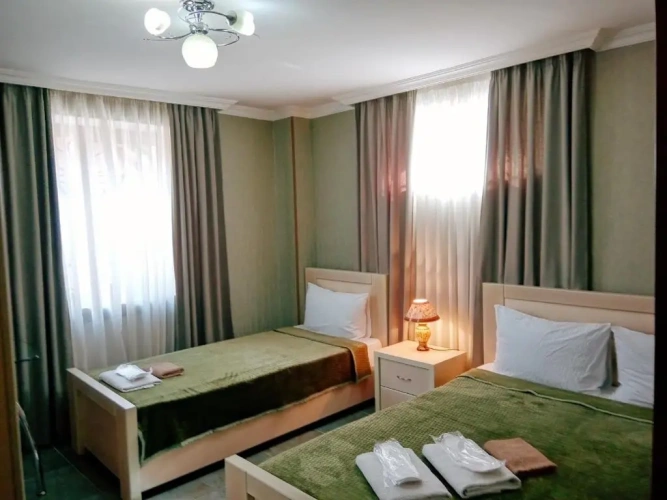 Deluxe Suite