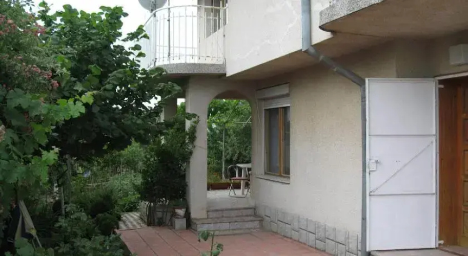 Guest House Viara