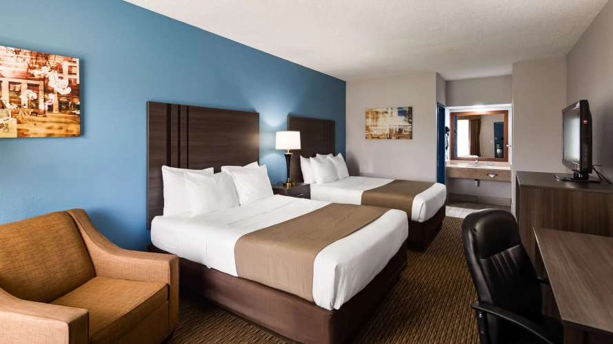 Standard Quadruple room