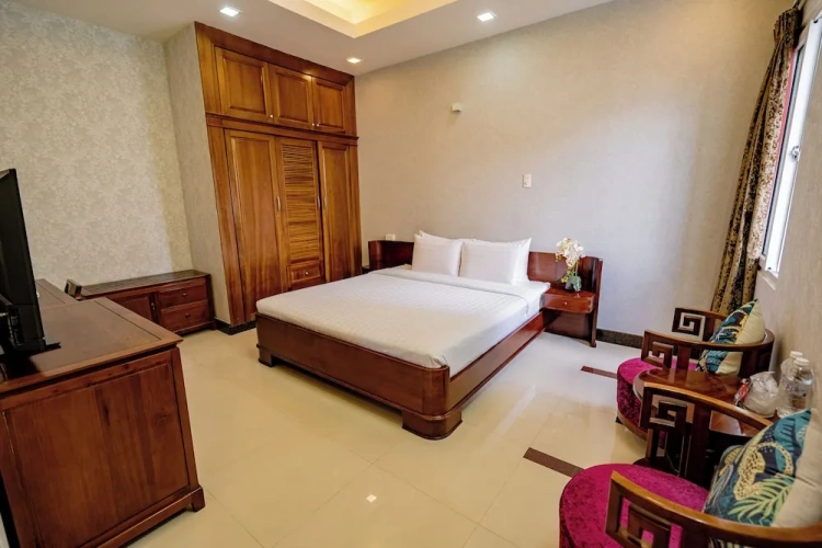 Deluxe Double room with city view